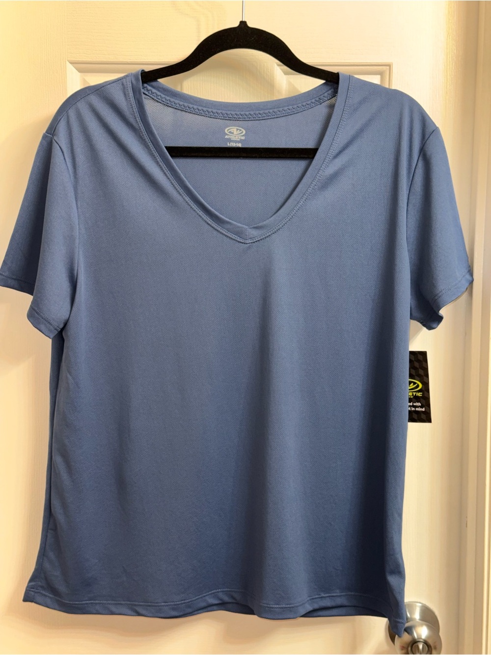 Athletic Works Women’s London Blue Core DriWorks Tee Shirt, Size Large (12-14)